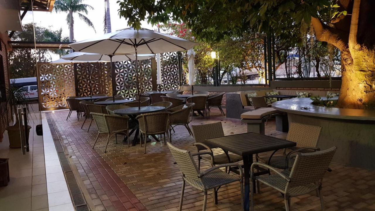 Hotel Das Palmeiras Paracatu Dış mekan fotoğraf